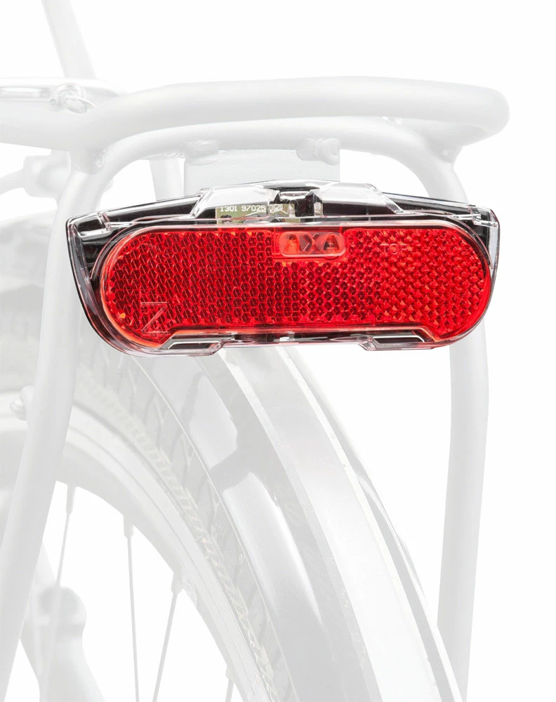 AXA Feu Arrière Slim Steady LED (50mm) 4 AXA Feu Arrière Slim Steady LED (50mm) – Image 4